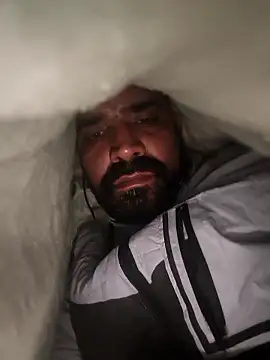 jhbvvhkkk online show from January 2026 06:18:01 AM