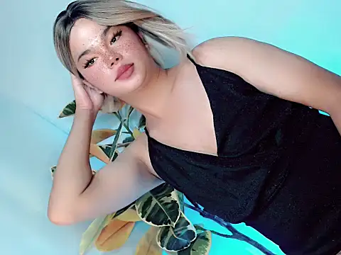 Shaneloveme online show from June 2026 07:31:01 PM