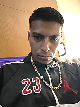 Snapshot of Leopalas chatting on January 2026 08:25:02 PM Leopalas online show from January 2026 08:25:02 PM