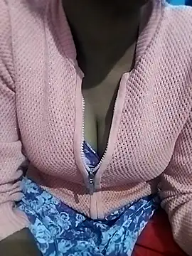 Snapshot of Soniya-shina chatting on December 2025 03:50:02 PM Soniya-shina online show from December 2025 03:50:02 PM