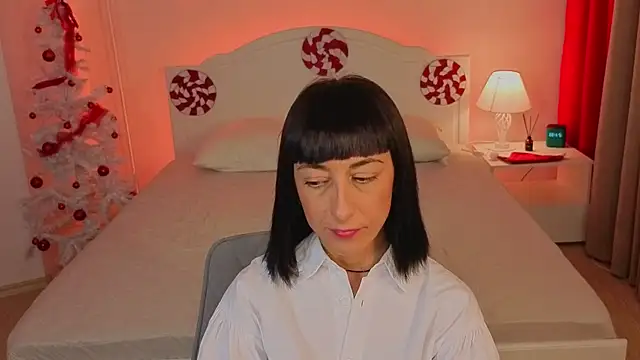 Snapshot of Ministerelia chatting on December 2025 02:34:02 PM Ministerelia online show from December 2025 02:34:02 PM