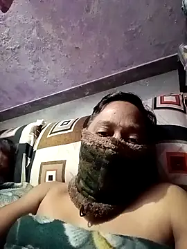 Snapshot of Caterosee chatting on December 2025 09:44:01 PM Caterosee online show from December 2025 09:44:01 PM