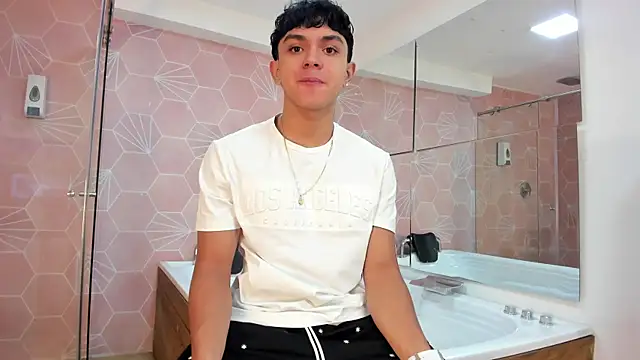  TaylorBlack online show from May 2026 11:36:01 AM