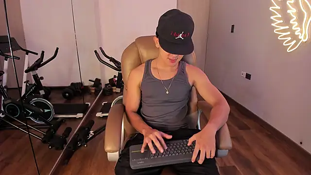  TaylorBlack online show from May 2026 11:37:01 AM