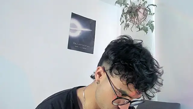 charlie dicker online show from January 2026 04:21:02 PM