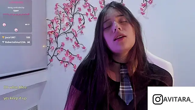Snapshot of vanesita_ chatting on May 2026 11:56:01 PM vanesita online show from May 2026 11:56:01 PM