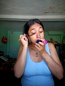 Snapshot of AnnaBliss- chatting on December 2025 02:33:01 PM AnnaBliss- online show from December 2025 02:33:01 PM