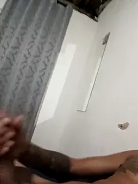 Snapshot of DrLucas225 chatting on December 2025 10:36:02 PM DrLucas225 online show from December 2025 10:36:02 PM