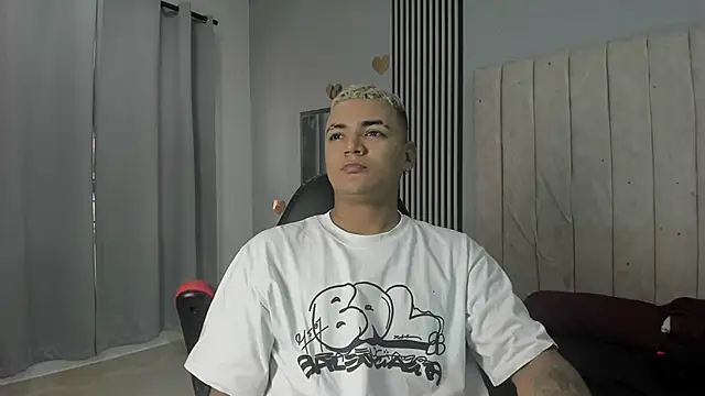 Snapshot of dante_jonss chatting on December 2025 08:36:02 PM dante jonss online show from December 2025 08:36:02 PM