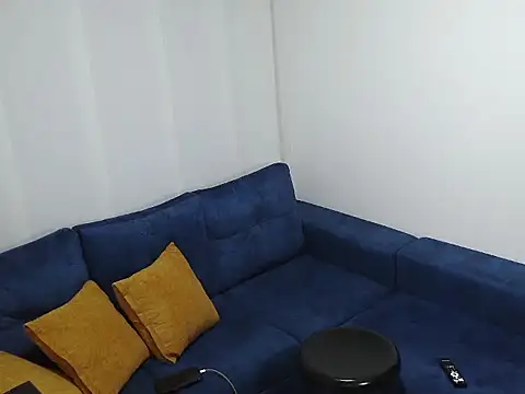 Christian jh bigcock online show from December 2025 04:40:01 AM