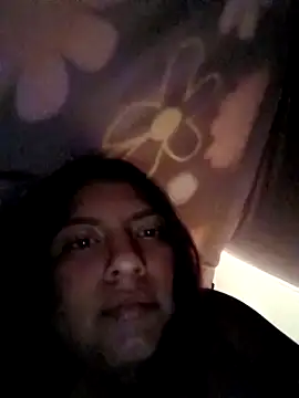 LUNARB23 online show from December 2025 06:10:02 AM