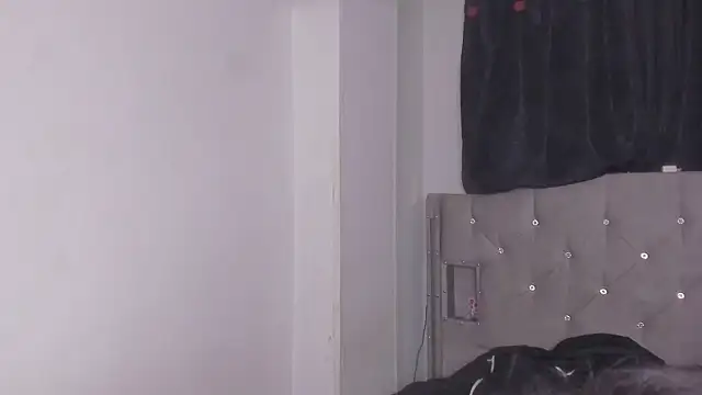 Snapshot of naughtysalomon__ chatting on February 2026 12:51:01 AM naughtysalomon online show from February 2026 12:51:01 AM