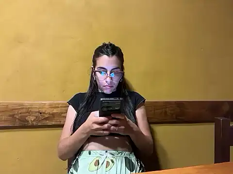 Snapshot of femdomriley chatting on December 2025 03:11:02 AM femdomriley online show from December 2025 03:11:02 AM