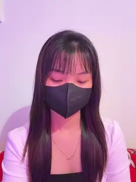 Snapshot of ___KARA___ chatting on December 2025 08:38:02 PM KARA online show from December 2025 08:38:02 PM