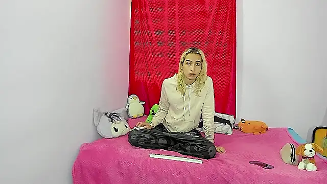 Snapshot of Elis-Darling chatting on January 2026 05:07:02 PM Elis-Darling online show from January 2026 05:07:02 PM