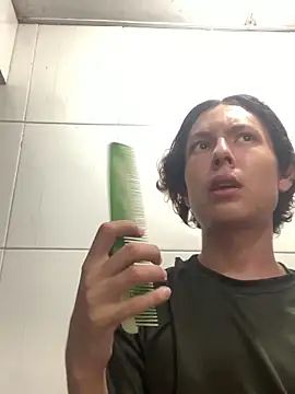 Snapshot of wimhotmacis chatting on December 2025 01:22:02 AM wimhotmacis online show from December 2025 01:22:02 AM