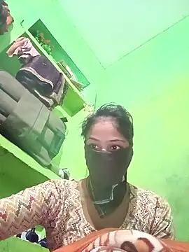 Snapshot of Uma_pande chatting on December 2025 06:14:01 PM Uma pande online show from December 2025 06:14:01 PM