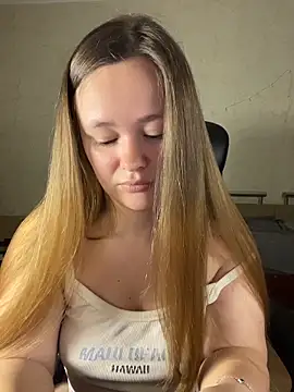 CaramelleSugarr online show from May 2026 05:20:01 PM