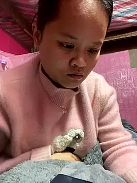 Thanhhuyen001 online show from December 2025 10:44:02 AM