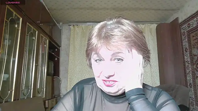 Snapshot of Casey_peach chatting on February 2026 07:07:01 PM Casey peach online show from February 2026 07:07:01 PM