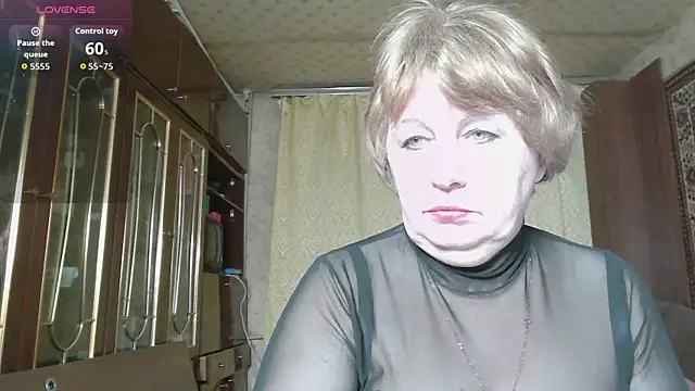 Snapshot of Casey_peach chatting on February 2026 06:45:01 PM Casey peach online show from February 2026 06:45:01 PM