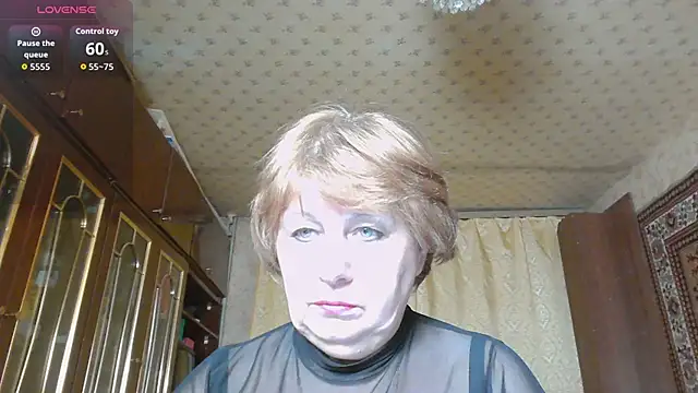 Snapshot of Casey_peach chatting on February 2026 05:19:01 PM Casey peach online show from February 2026 05:19:01 PM