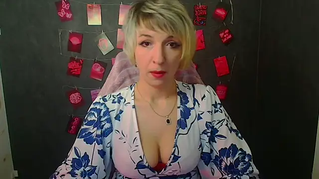 Lana Foxyy online show from March 2026 06:41:02 AM
