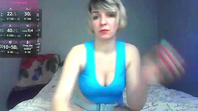 Lana Foxyy online show from April 2026 07:51:02 PM