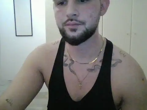 LunaFoxTip online show from December 2025 08:26:02 PM