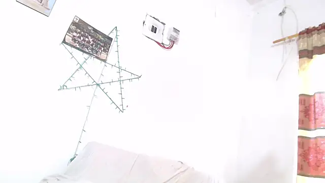 Snapshot of litte_ebonyx chatting on February 2026 09:44:01 PM litte ebonyx online show from February 2026 09:44:01 PM