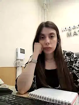 femdompersefone online show from December 2025 12:33:02 PM