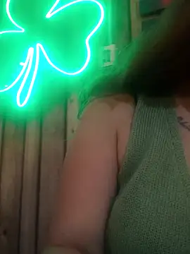 Snapshot of SofiEsteves chatting on December 2025 11:45:01 PM SofiEsteves online show from December 2025 11:45:01 PM