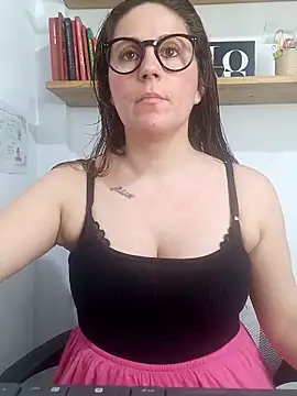 SofiEsteves online show from May 2026 04:12:02 PM