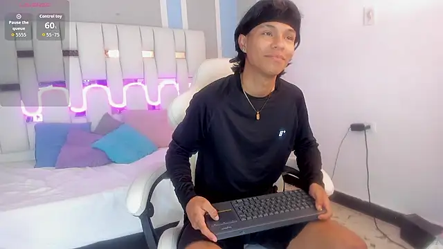 AndyKings 1 online show from February 2026 03:45:02 AM