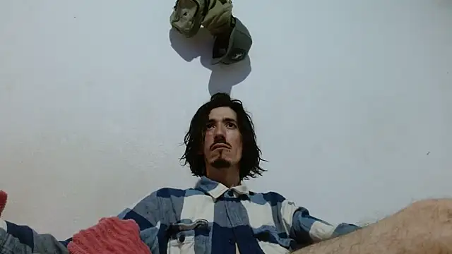 Snapshot of sk8-boy chatting on June 2026 06:57:02 PM sk8-boy online show from June 2026 06:57:02 PM
