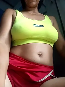 Snapshot of yorsia07 chatting on December 2025 09:43:02 PM yorsia07 online show from December 2025 09:43:02 PM