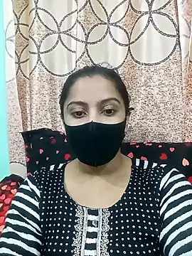 Snapshot of Oporajita_07 chatting on December 2025 06:58:01 PM Oporajita 07 online show from December 2025 06:58:01 PM