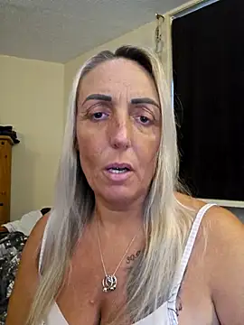 theblondecocklover online show from May 2026 07:23:02 PM