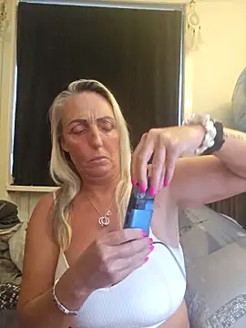 theblondecocklover online show from May 2026 08:02:02 PM