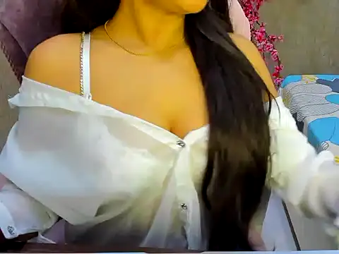 DimondGirl  online show from March 2026 09:47:02 PM