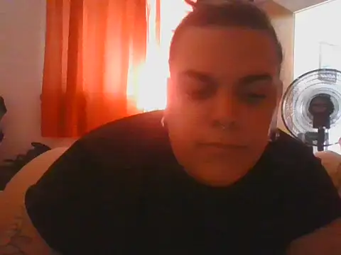 Snapshot of MissAlaskaBoo chatting on December 2025 01:17:01 PM MissAlaskaBoo online show from December 2025 01:17:01 PM