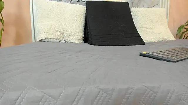 alex xhunter online show from January 2026 07:17:01 PM