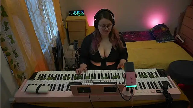 FireproofCuriousiteaze online show from February 2026 09:43:01 PM