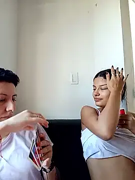 Snapshot of Mei_and_Gaby chatting on January 2026 07:17:01 PM Mei and Gaby online show from January 2026 07:17:01 PM