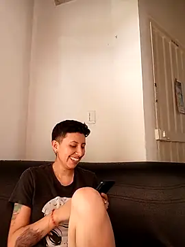 Snapshot of Mei_and_Gaby chatting on January 2026 07:11:01 PM Mei and Gaby online show from January 2026 07:11:01 PM