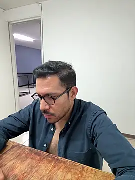 Snapshot of AdrianGarcia89 chatting on April 2026 06:19:01 AM AdrianGarcia89 online show from April 2026 06:19:01 AM