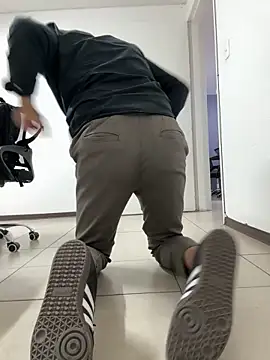 Snapshot of AdrianGarcia89 chatting on April 2026 02:17:02 AM AdrianGarcia89 online show from April 2026 02:17:02 AM