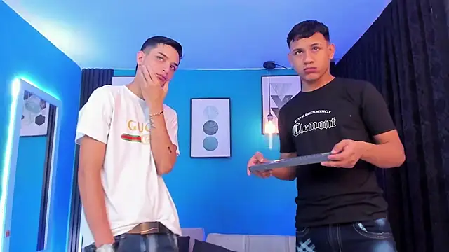 Oficial KingOfHeavens online show from March 2026 07:37:01 PM