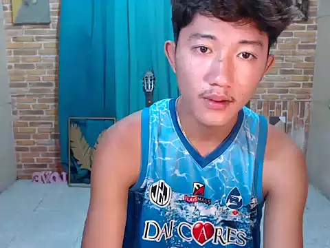 Snapshot of ur_boy_janloyd chatting on December 2025 11:22:01 PM ur boy janloyd online show from December 2025 11:22:01 PM