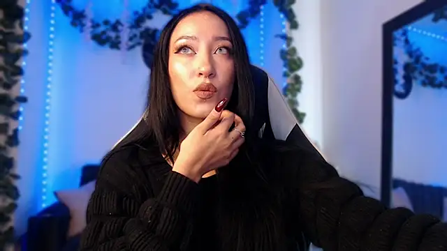 viicky r online show from July 2026 07:42:02 PM